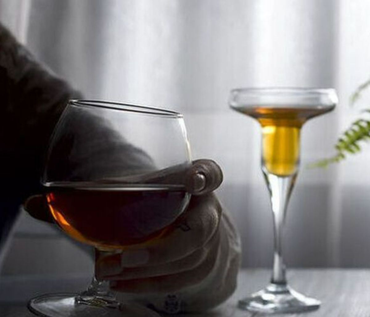 Τα άτομα άνω των 40 ετών μπορεί να ωφεληθούν από μικρές ποσότητες κατανάλωσης αλκοόλ- μελέτη