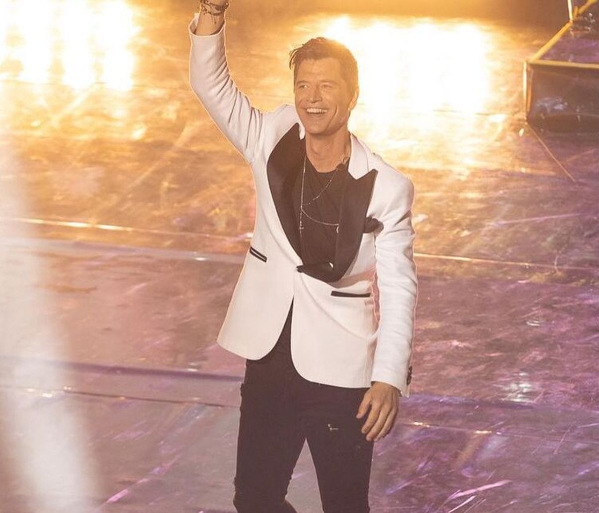 Σάκης Ρουβάς: Παντρεύτηκε ο αδερφός του!