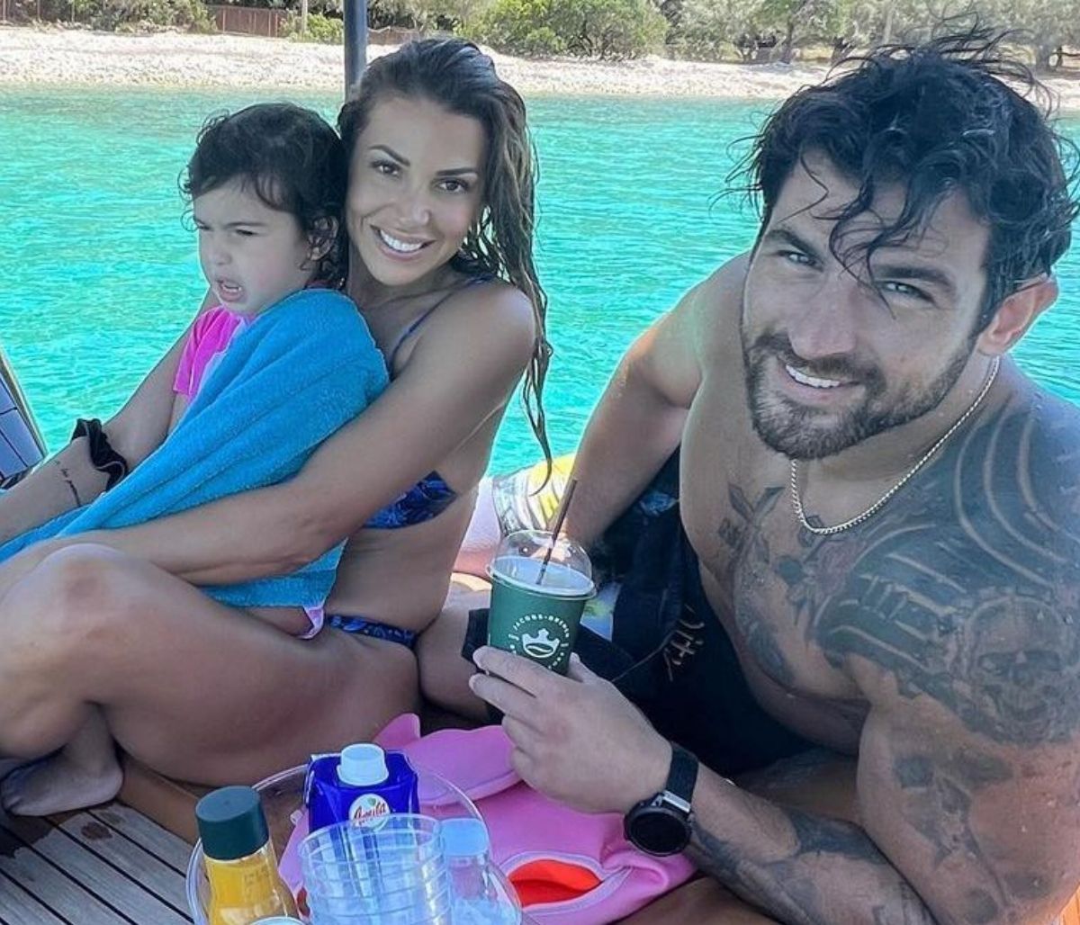 Ελένη Χατζίδου: H κόρη της δεν την αφήνει να μπει στο τροχόσπιτο