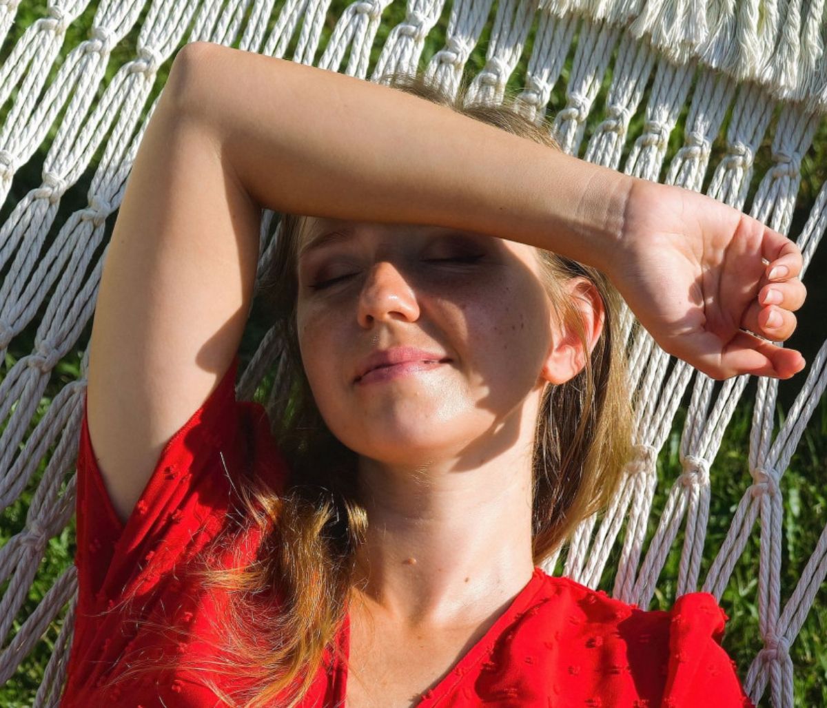 Βιταμίνη D: Μπορεί η έκθεση στον ήλιο να βοηθήσει στο αδυνάτισμα;