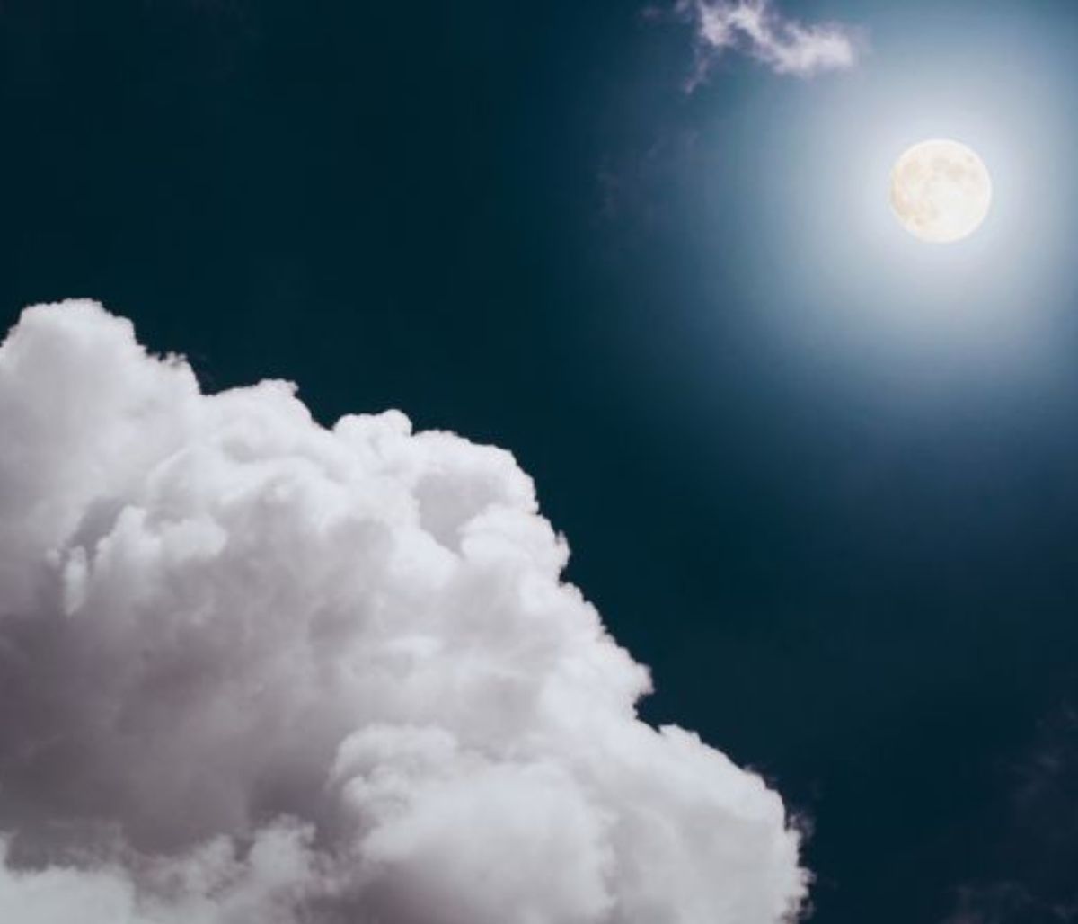 Πανσέληνος στους Ιχθύς: Μια παραπλανητική Πανσέληνος