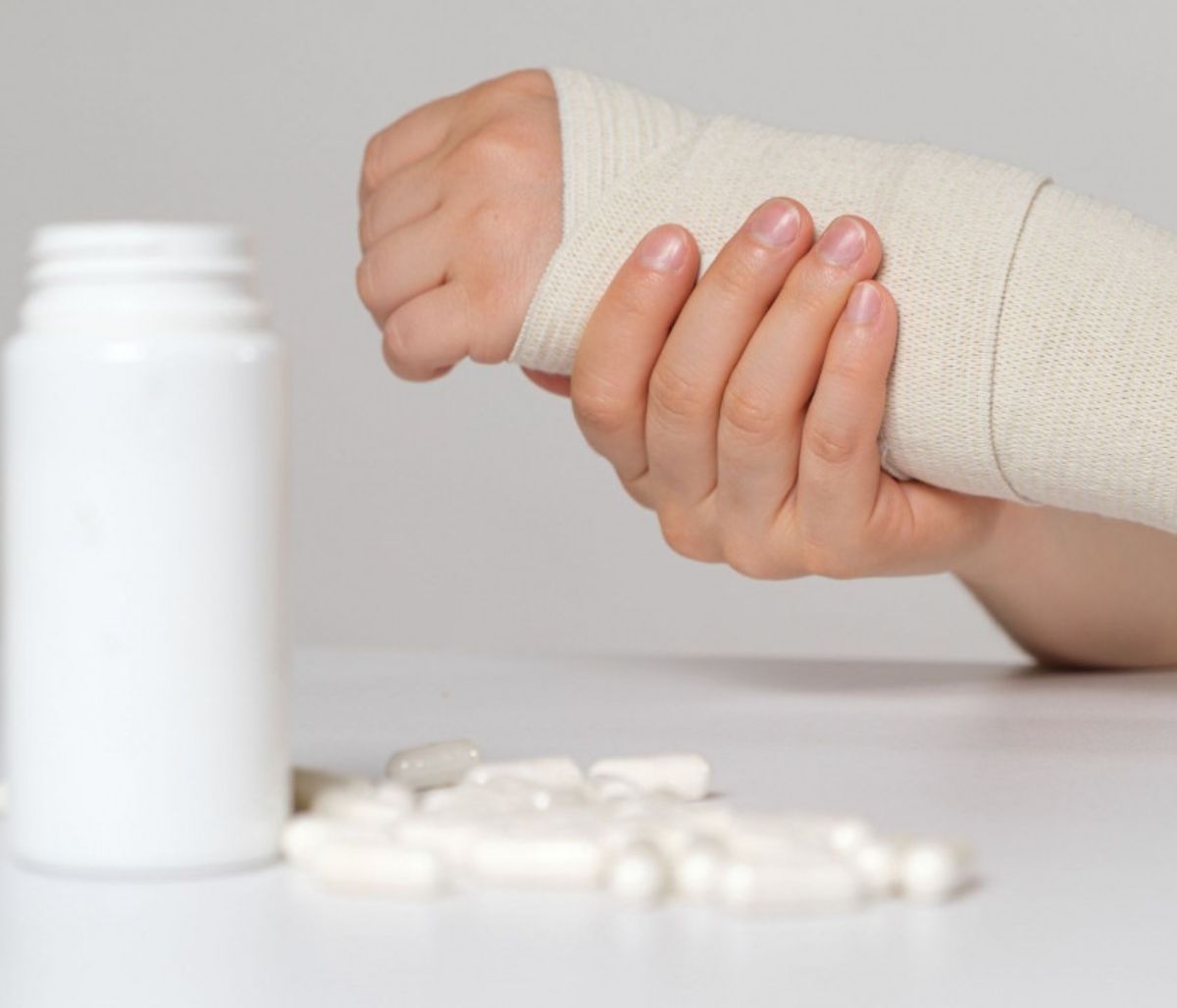 Ασβέστιο: Πόσο χρειάζεστε και τι πρέπει να γνωρίζετε για τα συμπληρώματα