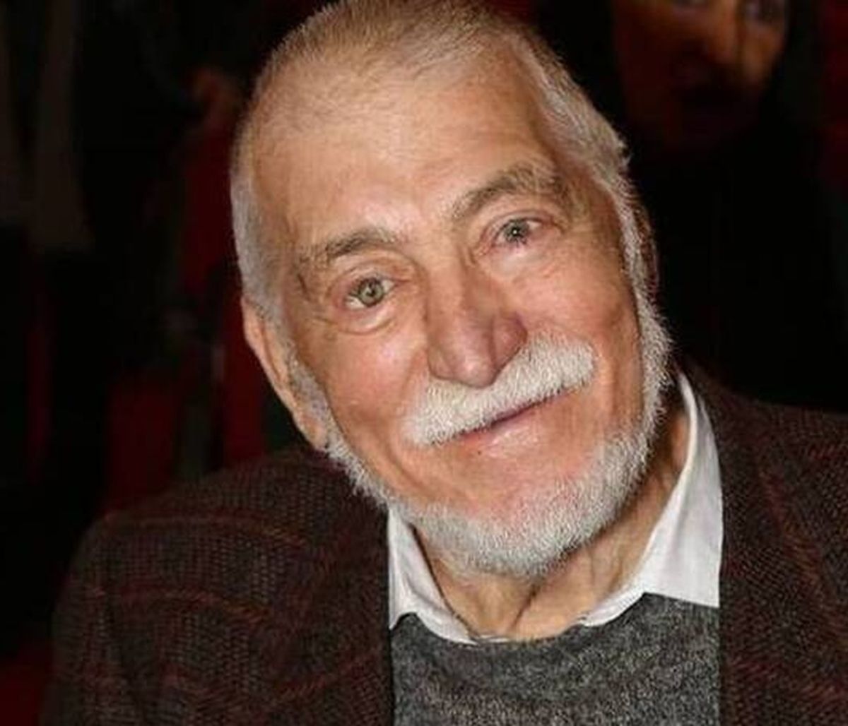 Ανέστης Βλάχος: Θρίλερ με τη διαθήκη του – Ο γιος του κατέθεσε μήνυση για απάτη και πλαστογραφία