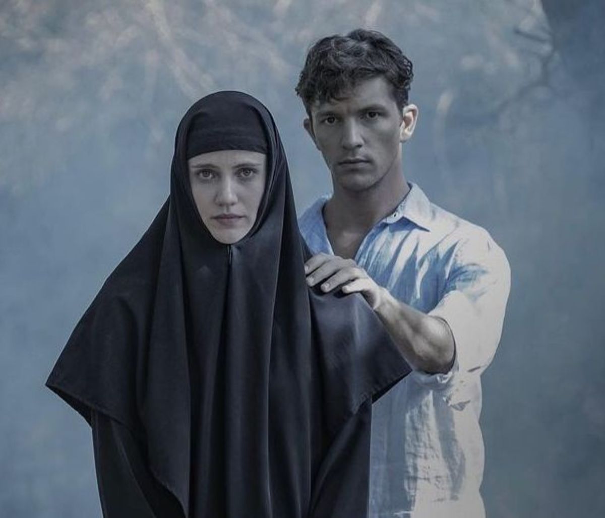 Φωτεινή Παπαθεοδώρου: Οι παιδικές φωτογραφίες της Ελισάβετ από το «Μαύρο Ρόδο»