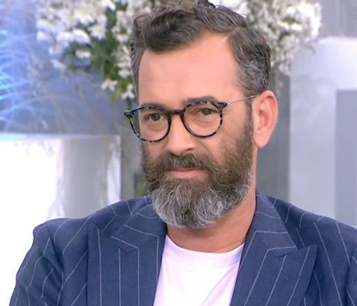 Άγγελος Μπράτης: Εκνευρίστηκε με ερώτηση δημοσιογράφου – «Μην το ξανακάνεις αυτό!»