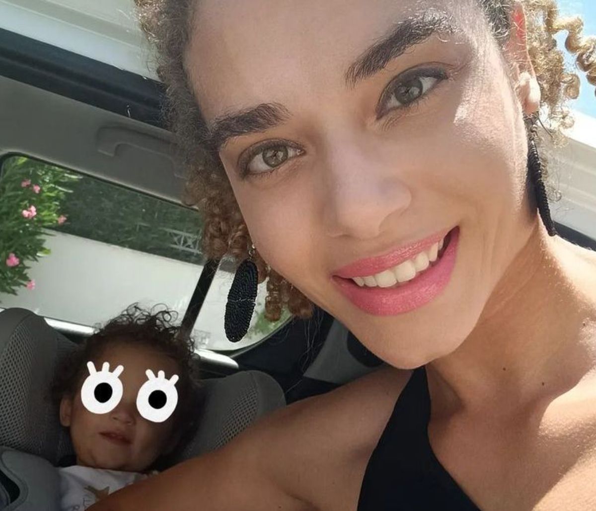 Μαριάννα Παινέση: Πρωινή έξοδος με τον σύζυγο και την κόρη της