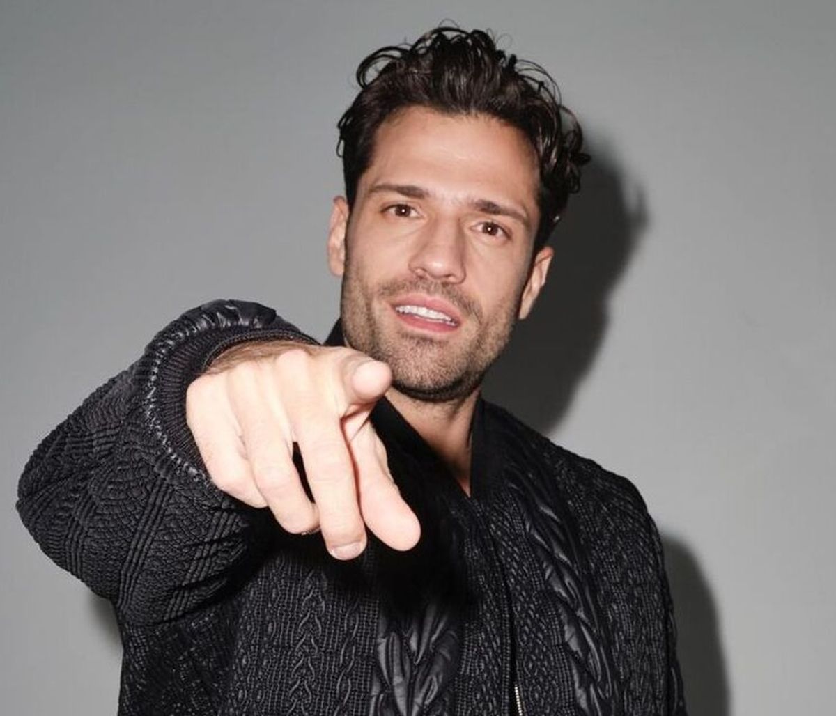 Κωνσταντίνος Αργυρός: Εικόνες από το ονειρεμένο minimal σπίτι του