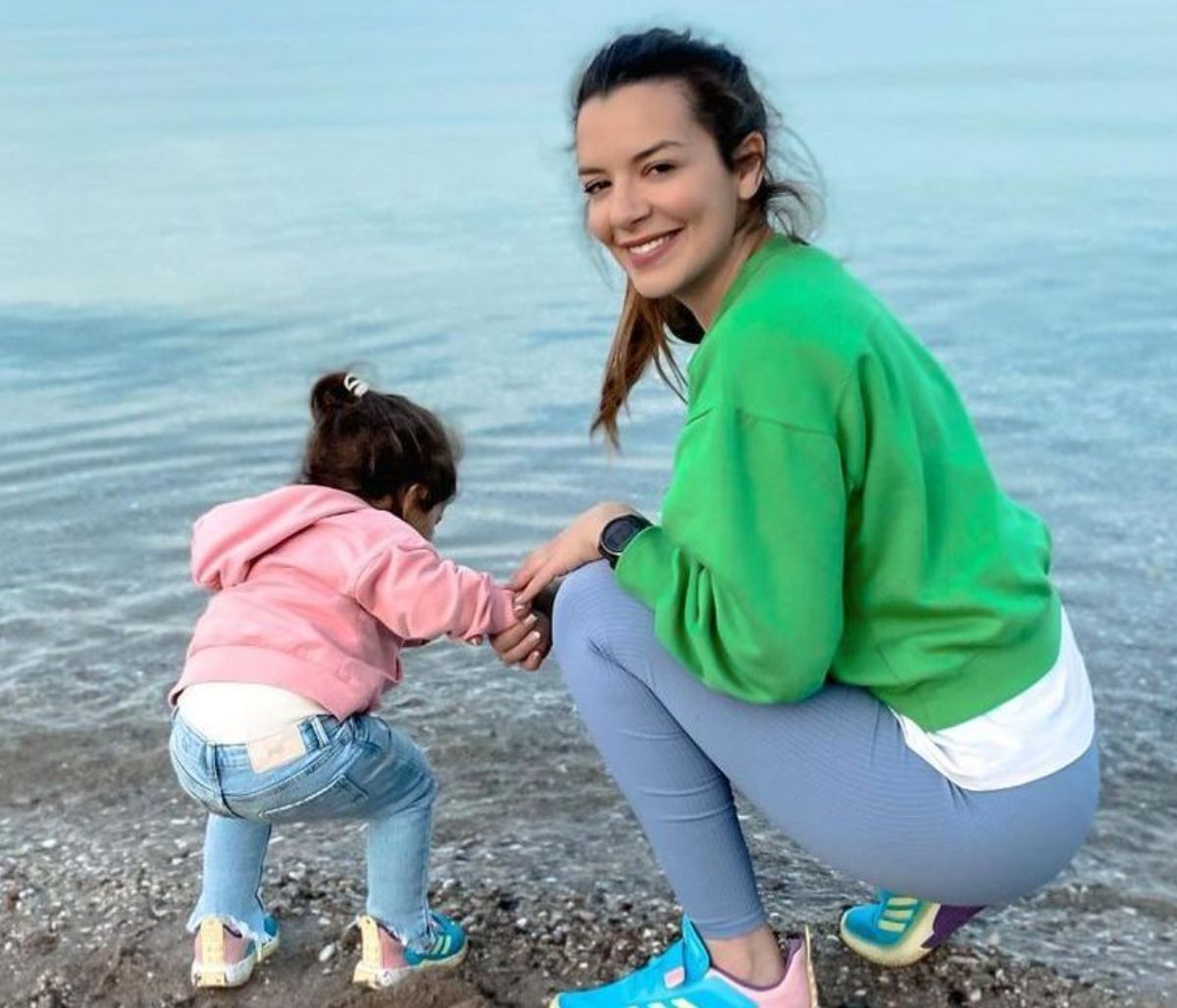Νικολέττα Ράλλη: Έβαλε σκηνή στο σαλόνι για χάρη της κόρης της