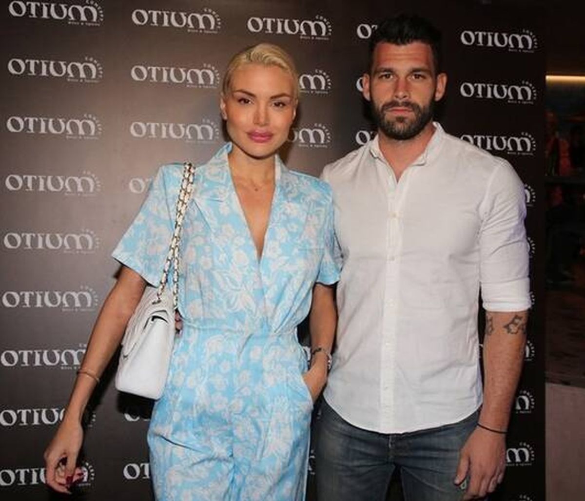 Παναγιώταρου: Στόλισε δέντρο και το αποτέλεσμα είναι εκθαμβωτικό