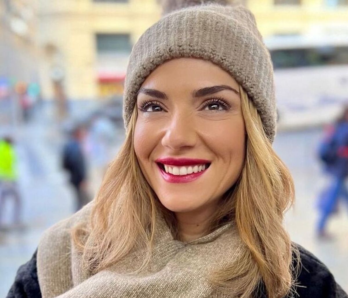 Βάσω Λασκαράκη: Το υπερπαραγωγή χριστουγεννιάτικο δέντρο της