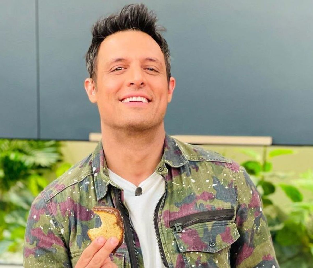 Σάββας Πούμπουρας: Έφτιαξε κουραμπιέδες με την κόρη του