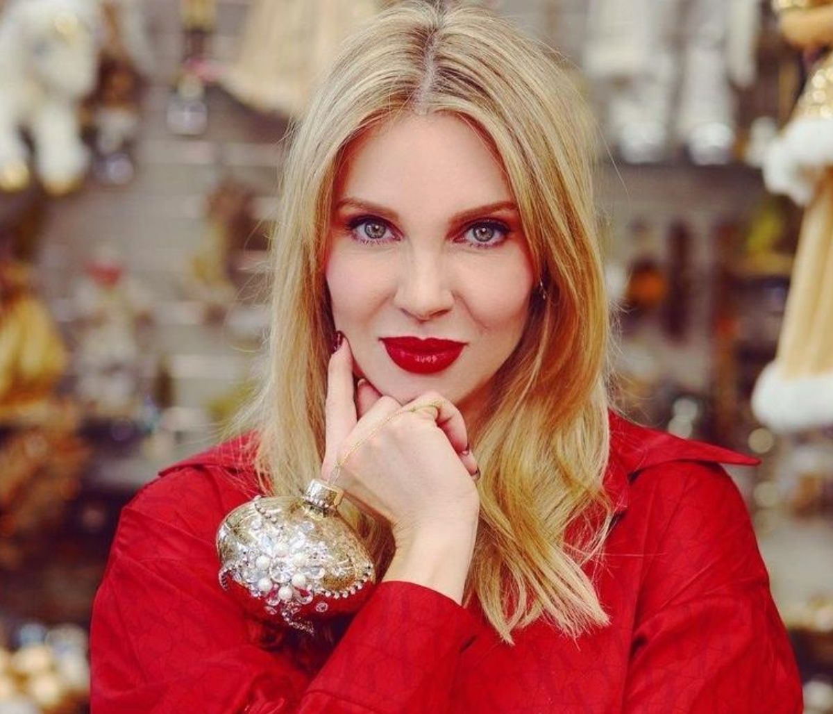 Χριστίνα Αλούπη: Υπερπαραγωγή το χριστουγεννιάτικο δέντρο που στόλισε