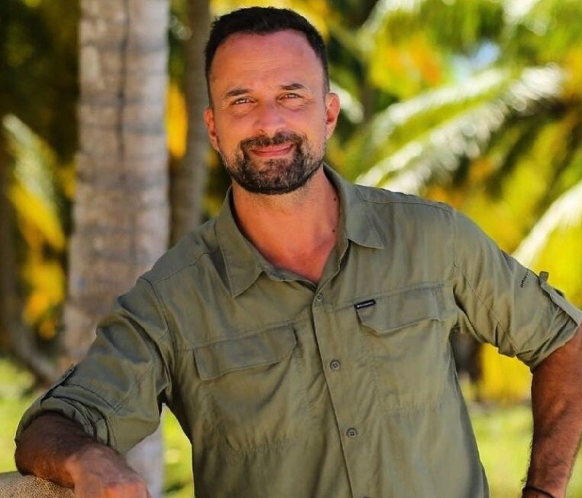 Λιανός: Το ιδιαίτερο χρώμα στην κουζίνα του και η μεγάλη... καρδιά