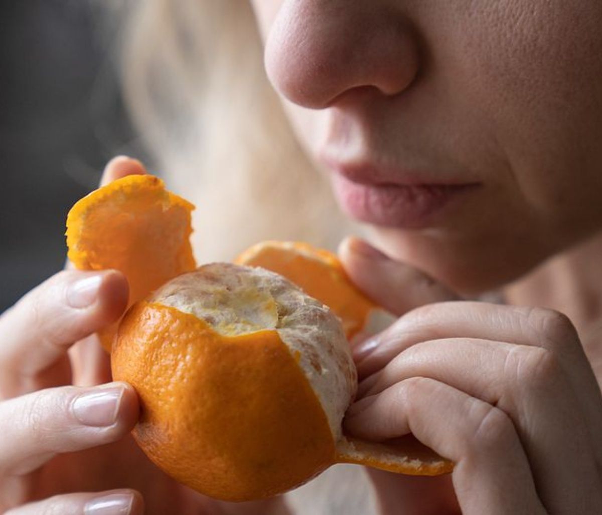 Γιατί σε κάποιους δεν αποκαθίσταται η όσφρηση μετά από Covid-19;