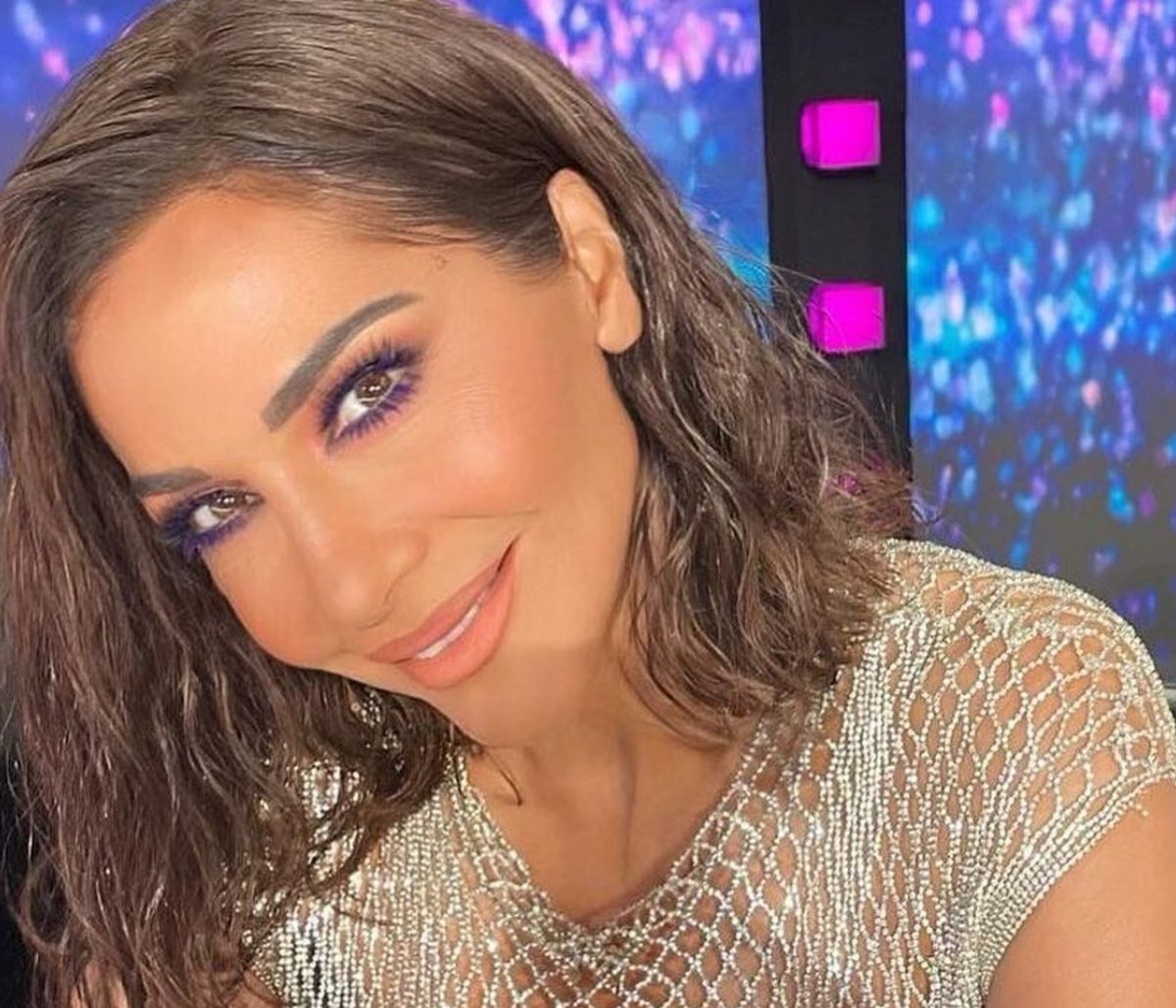 Δέσποινα Βανδή: Μπήκε στην κουζίνα και μας έδειξε τις ικανότητές της!