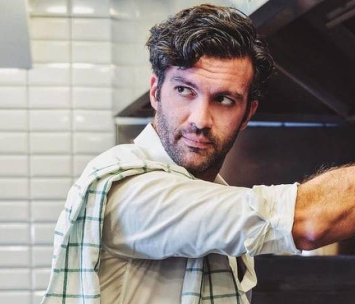 Γιώργος Παπακώστας: Έχεις δει την κούκλα σύντροφό του;