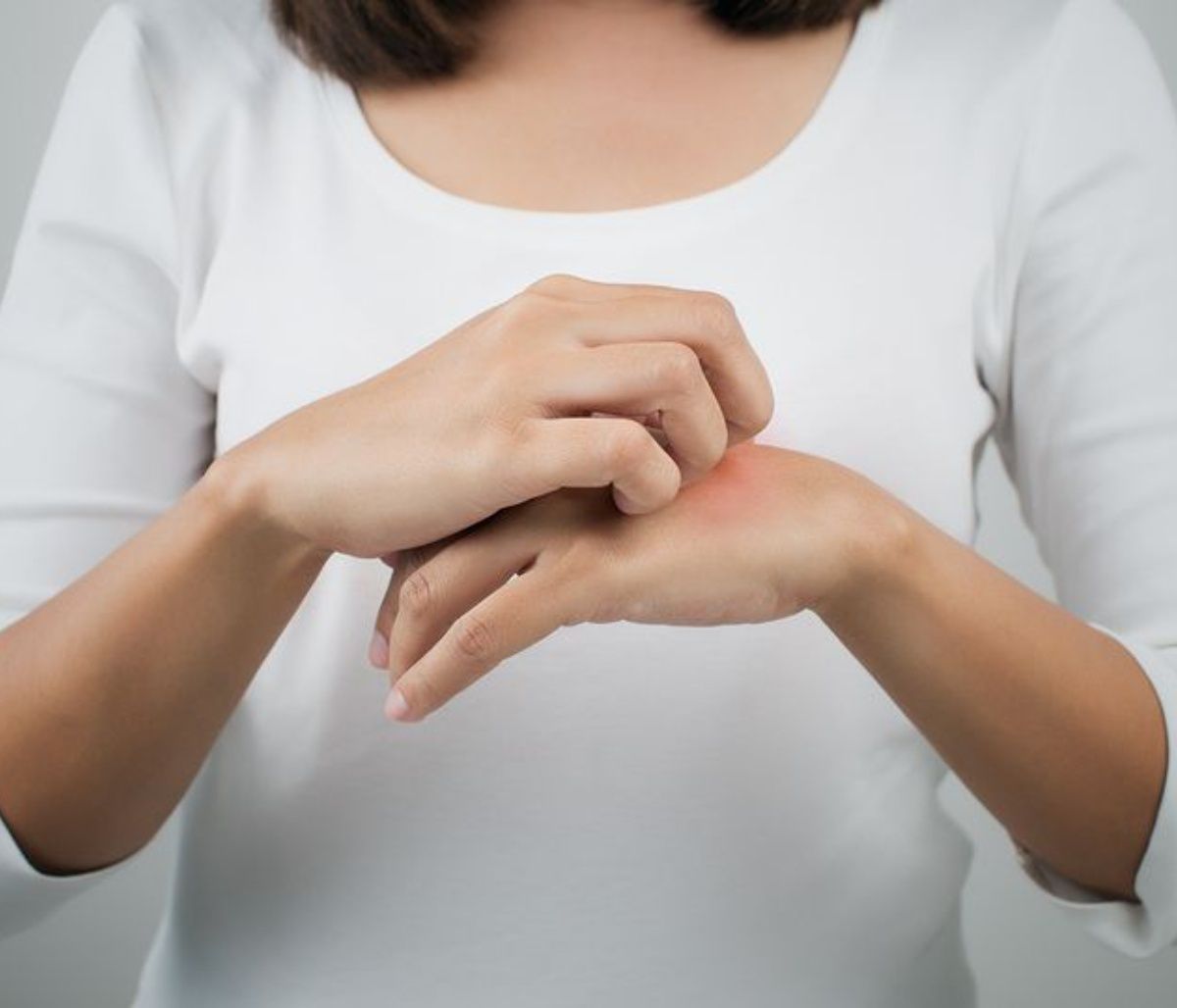 Φαγούρα στα χέρια: Οι δύο πιθανές αιτίες