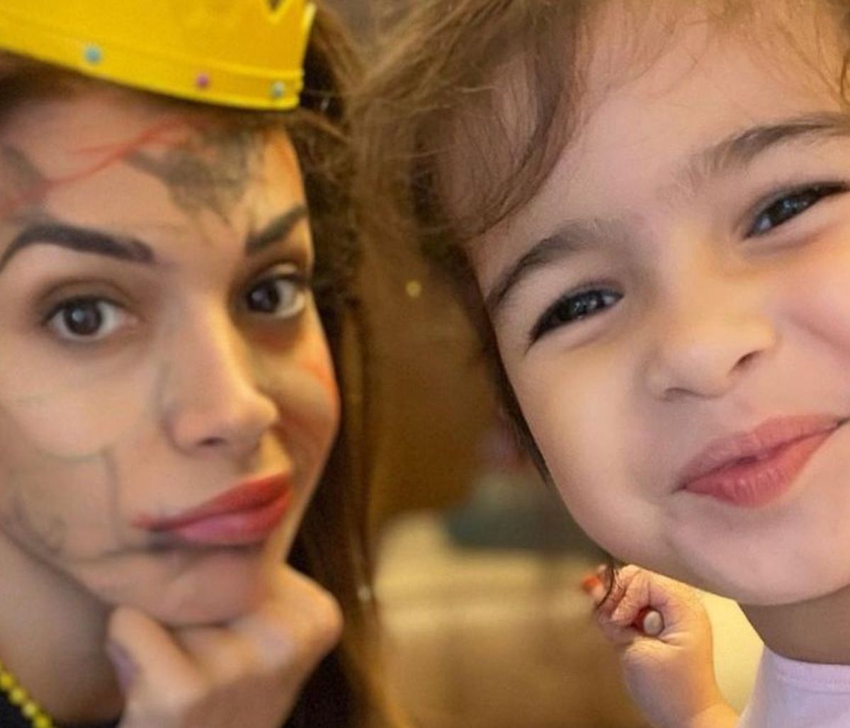 Ελένη Χατζίδου: Οι φωτογραφίες της Μελίτας στο αεροπλάνο