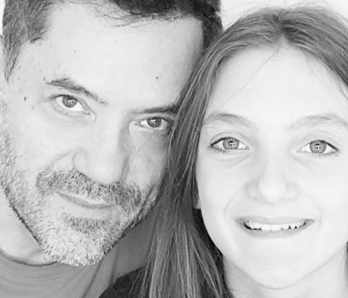 Θάνος Καλλίρης: Υπέροχες φωτογραφίες με τον γιο και την κόρη του