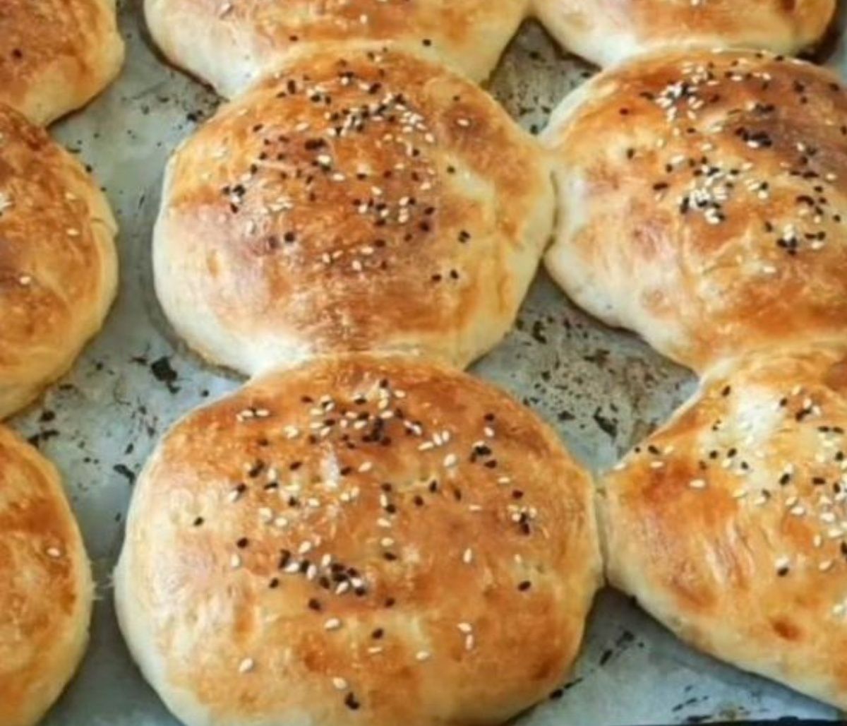 Συνταγή για τα πιο αφράτα και νόστιμα ψωμάκια ever