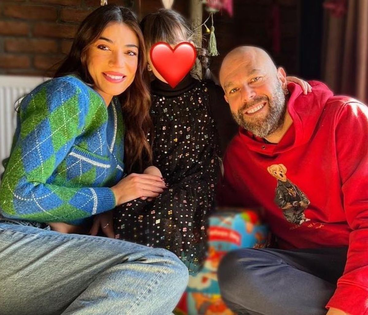 Ήβη Αδάμου: Απολαμβάνει το παιχνίδι με την κόρη της