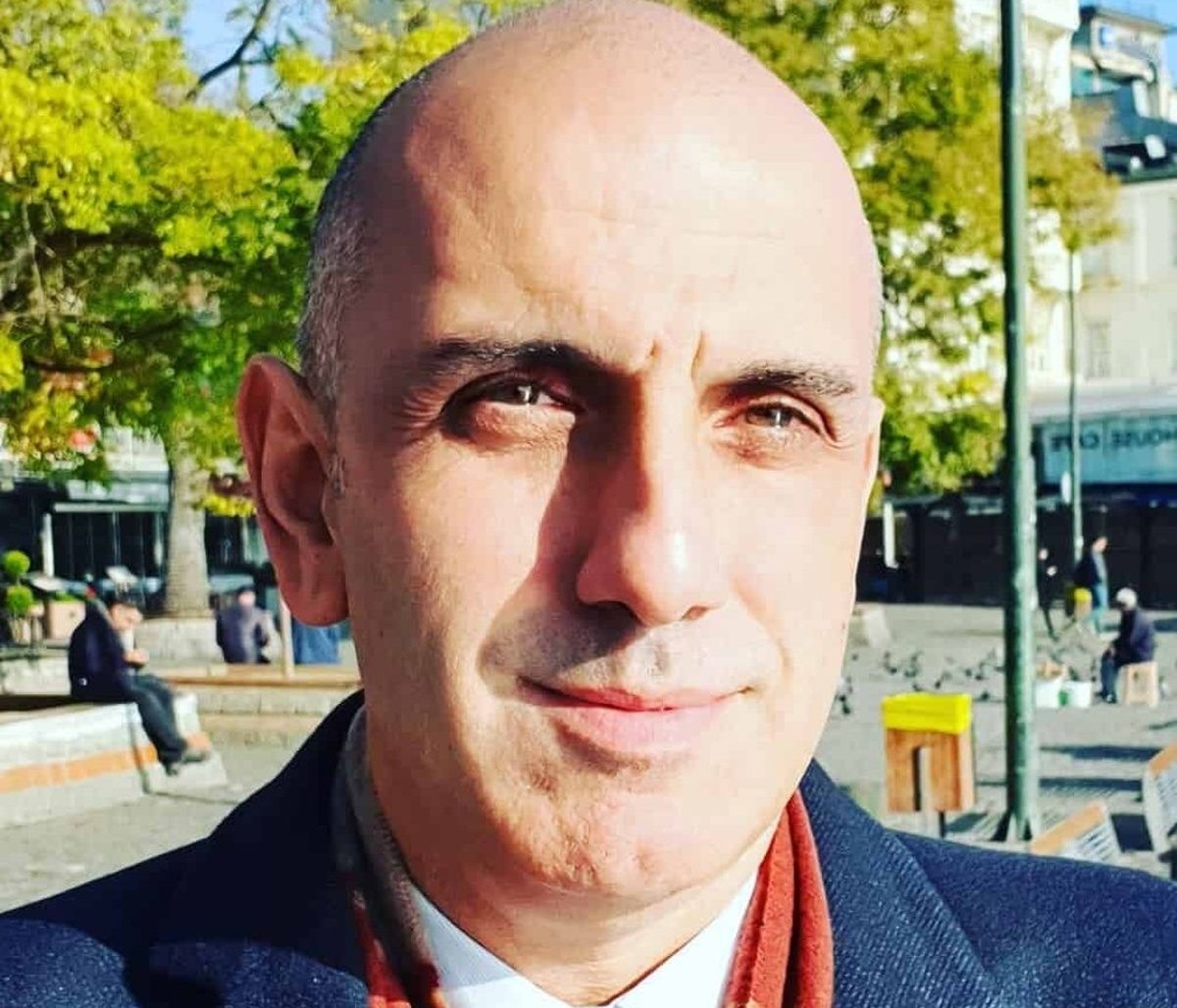 Μανώλης Κωστίδης: Αυτή είναι η κομψή σύζυγός του που είναι πρόξενος