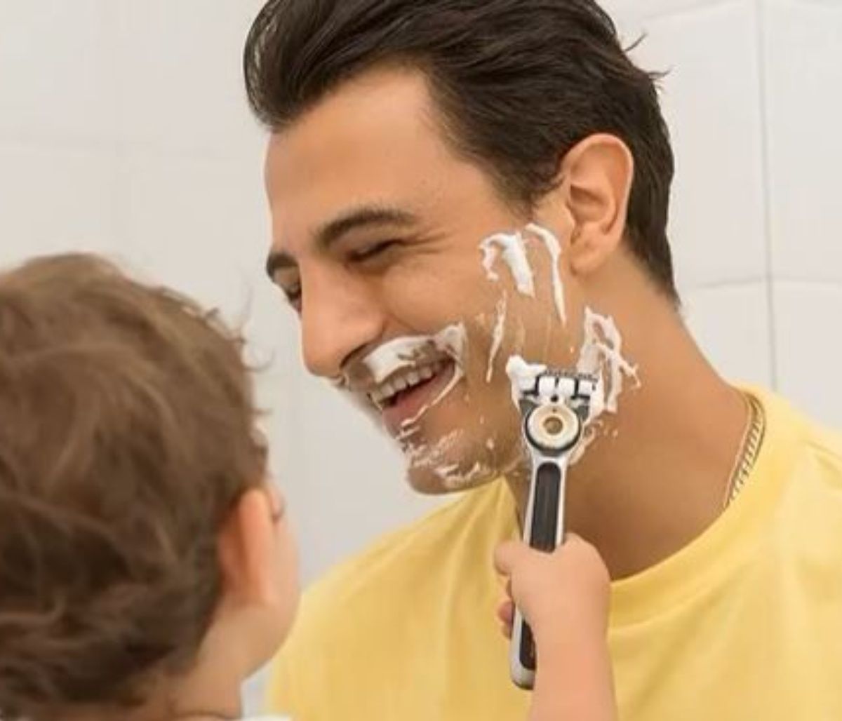 Δήμος Αναστασιάδης: Γεμάτη καλούδια ήρθε η μητέρα του από το χωριό