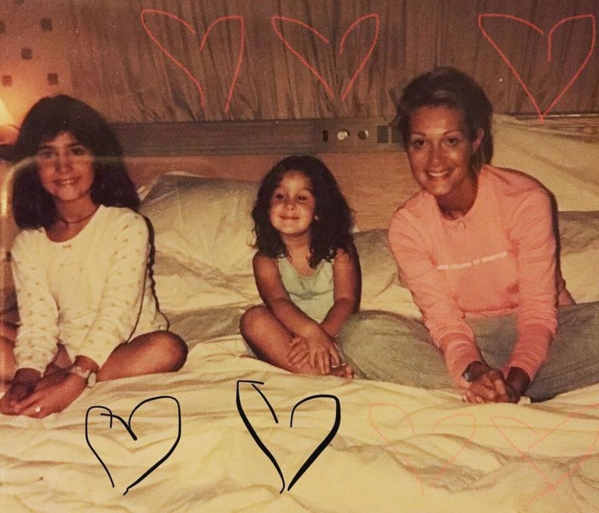 Νατάσα Θεοδωρίδου: Αδημοσίευτες φώτο των κοριτσιών της από τα παλιά