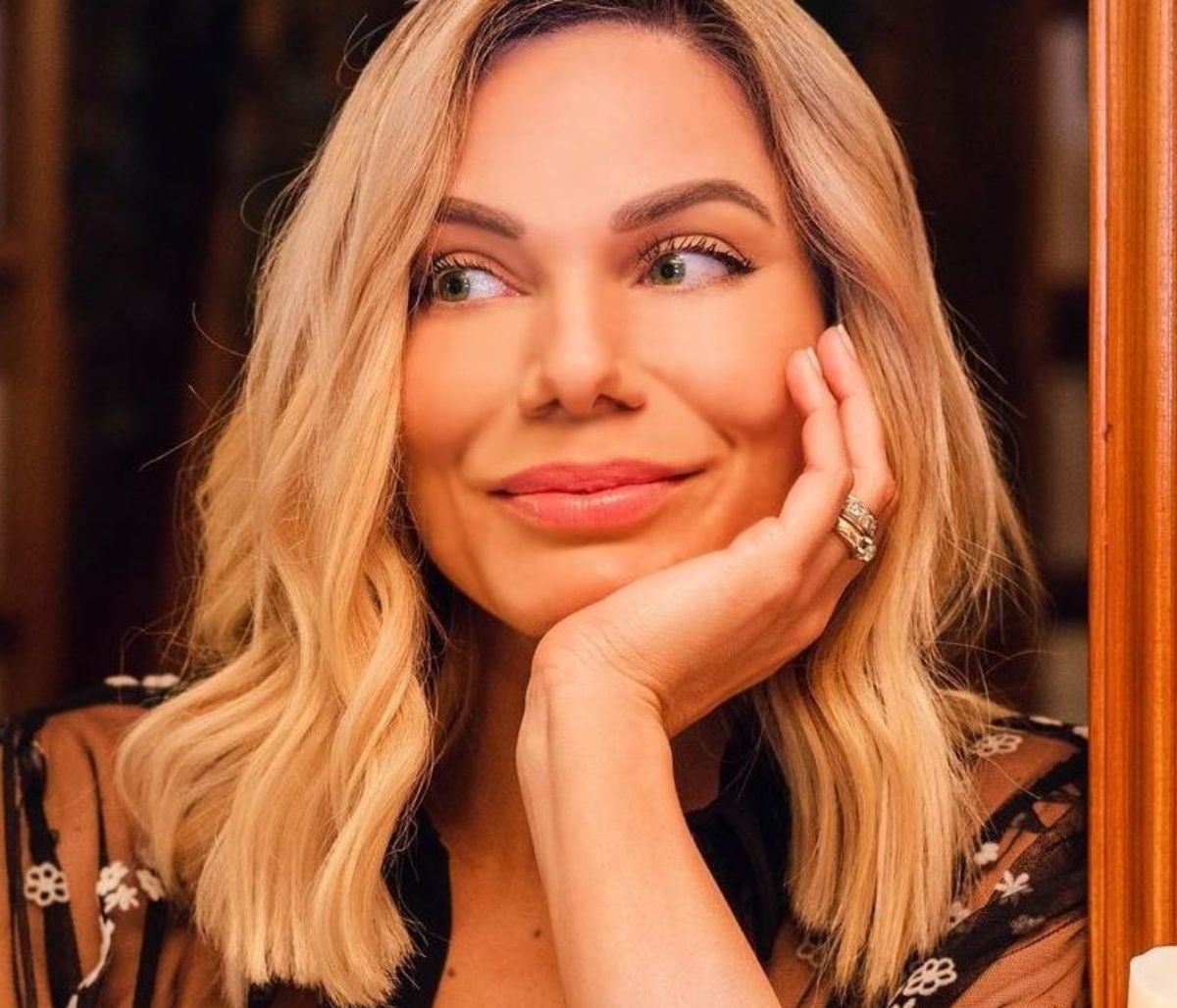 Μαλέσκου: Το τζιν της δεν κουμπώνει αλλά δεν χάνει το στιλ της!