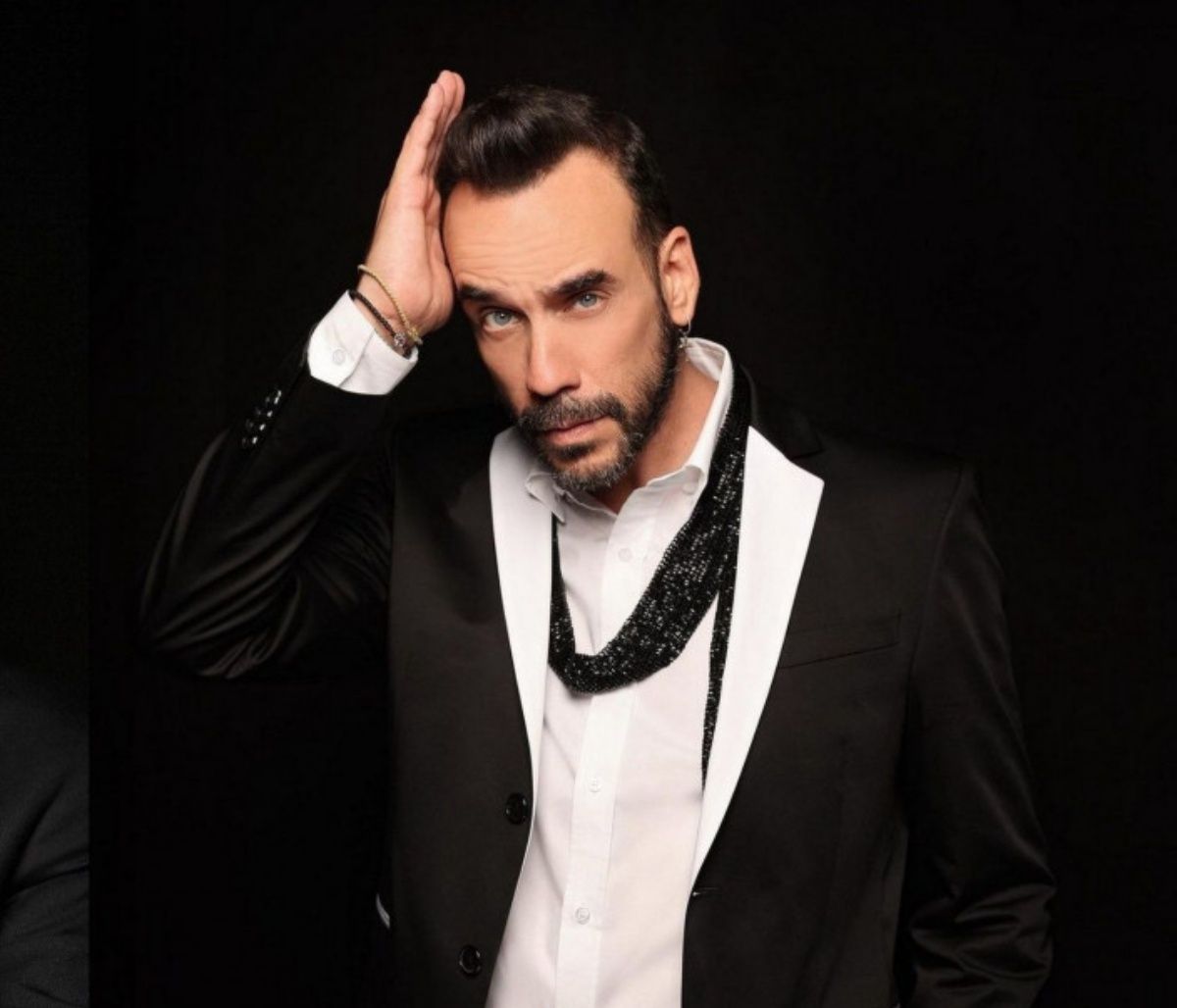 Μουζουράκης – Κοζάρη: Περιμένουν κορίτσι και η αποκάλυψη μόλις έγινε!