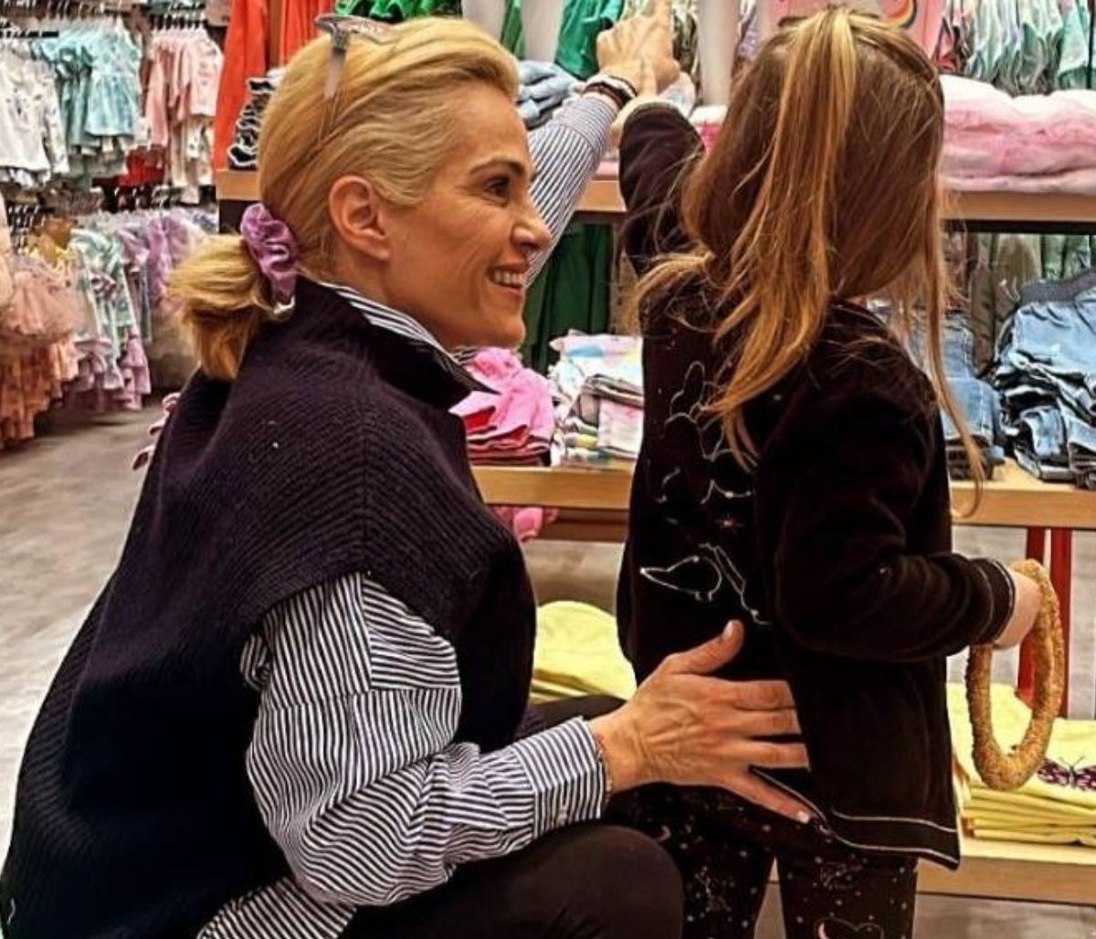 Τζένη Μπότση: Για πασχαλινά ψώνια με την Αλίκη