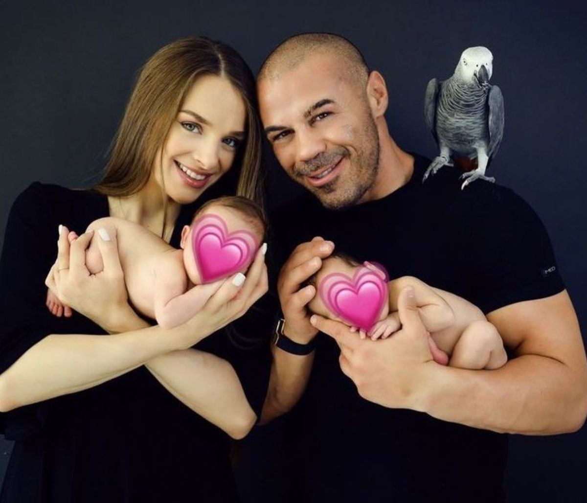 Μιχάλης Ζαμπίδης: Σπάνια στιγμιότυπα με τις δίδυμες κόρες του