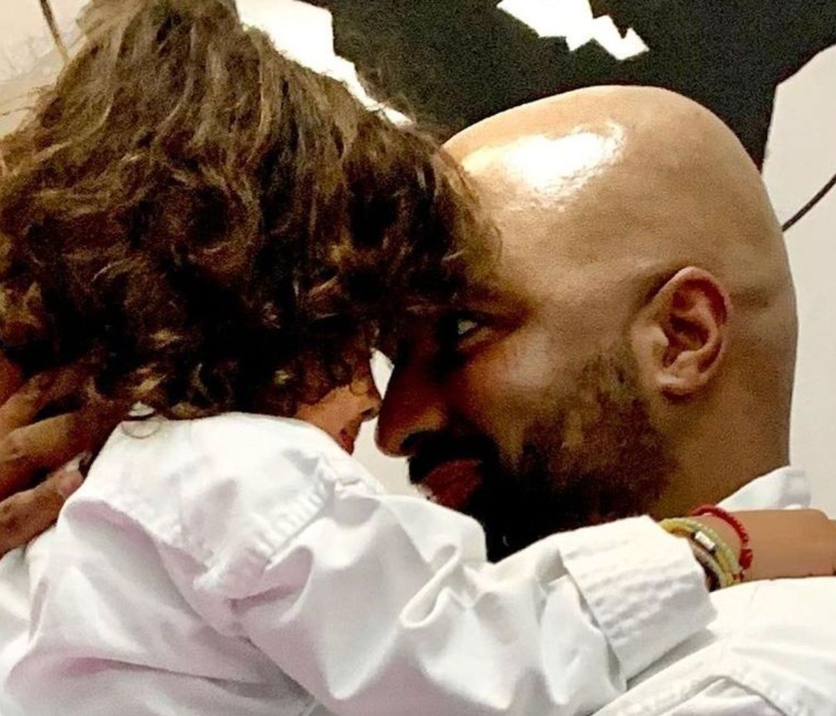 Ησαΐας Ματιάμπα: Ο λόγος που μίλησε στον γιο του για το bullying