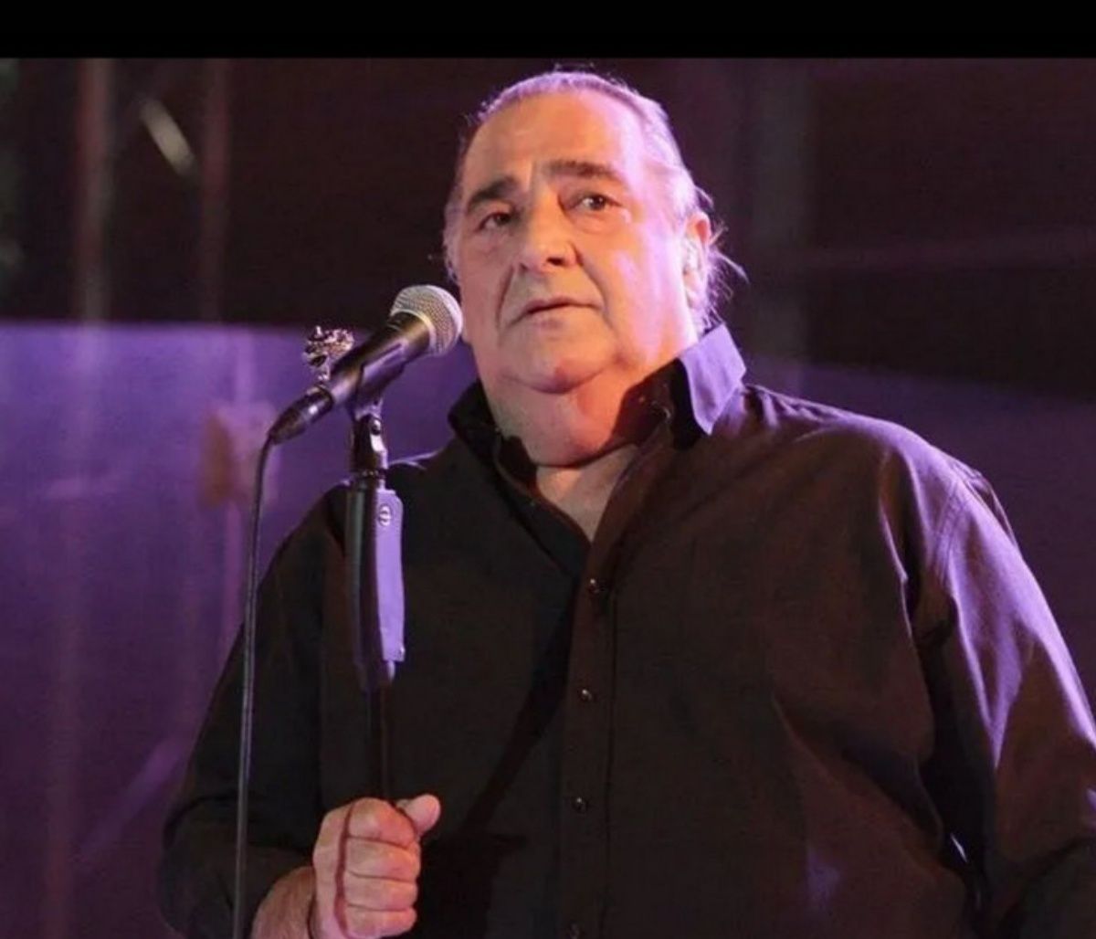 Βασίλης Καρράς: Η επανεμφάνισή του μετά την περιπέτεια υγείας