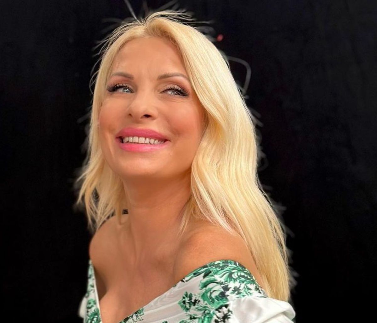 «Κάγκελο» η Μενεγάκη: «Παντρεύτηκε ο Πάνος Μιχαλόπουλος;»