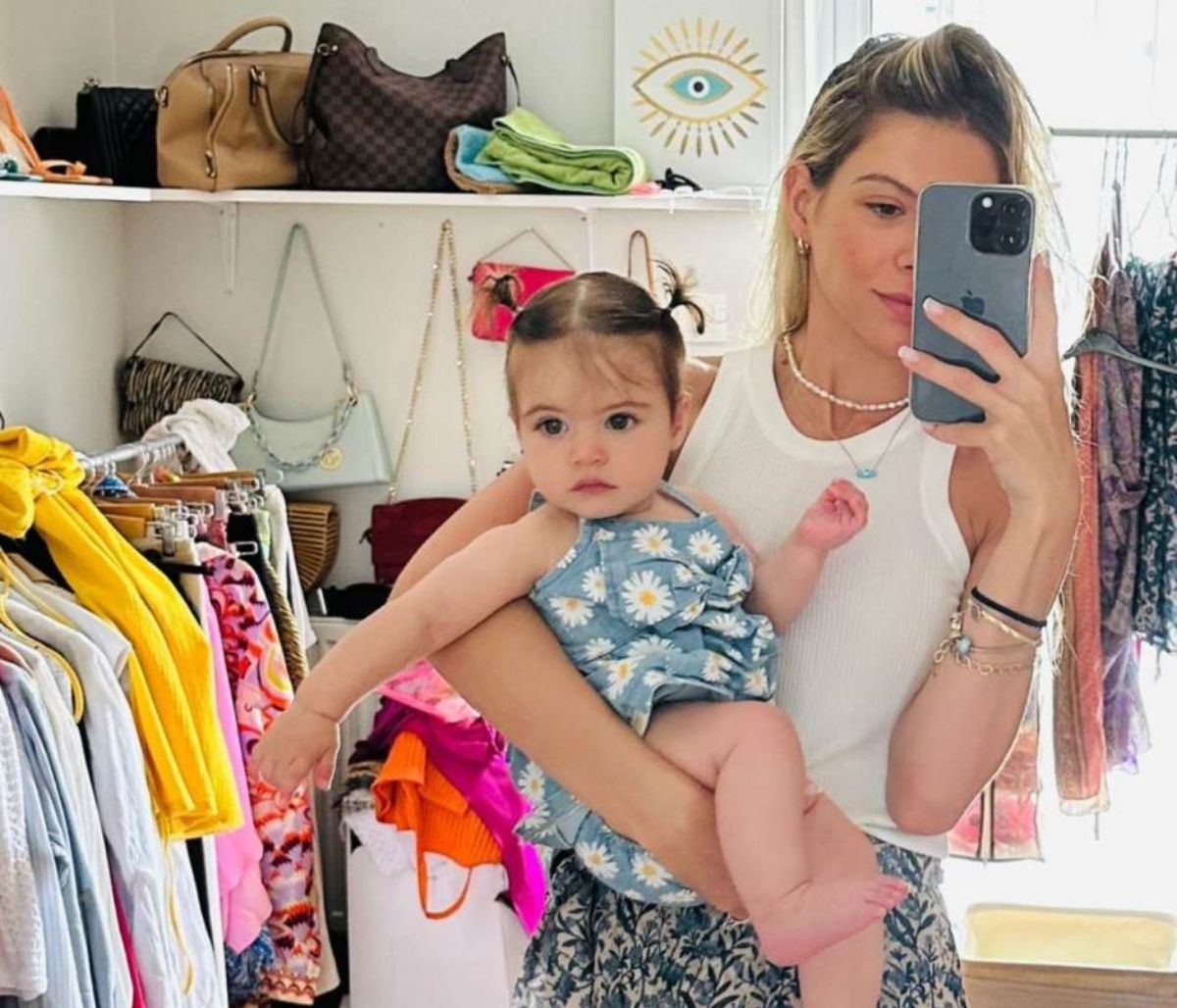 Ούρσουλα Βλάχου: Η κούκλα μπέμπα της «κόρης» του Μιχαλόπουλου