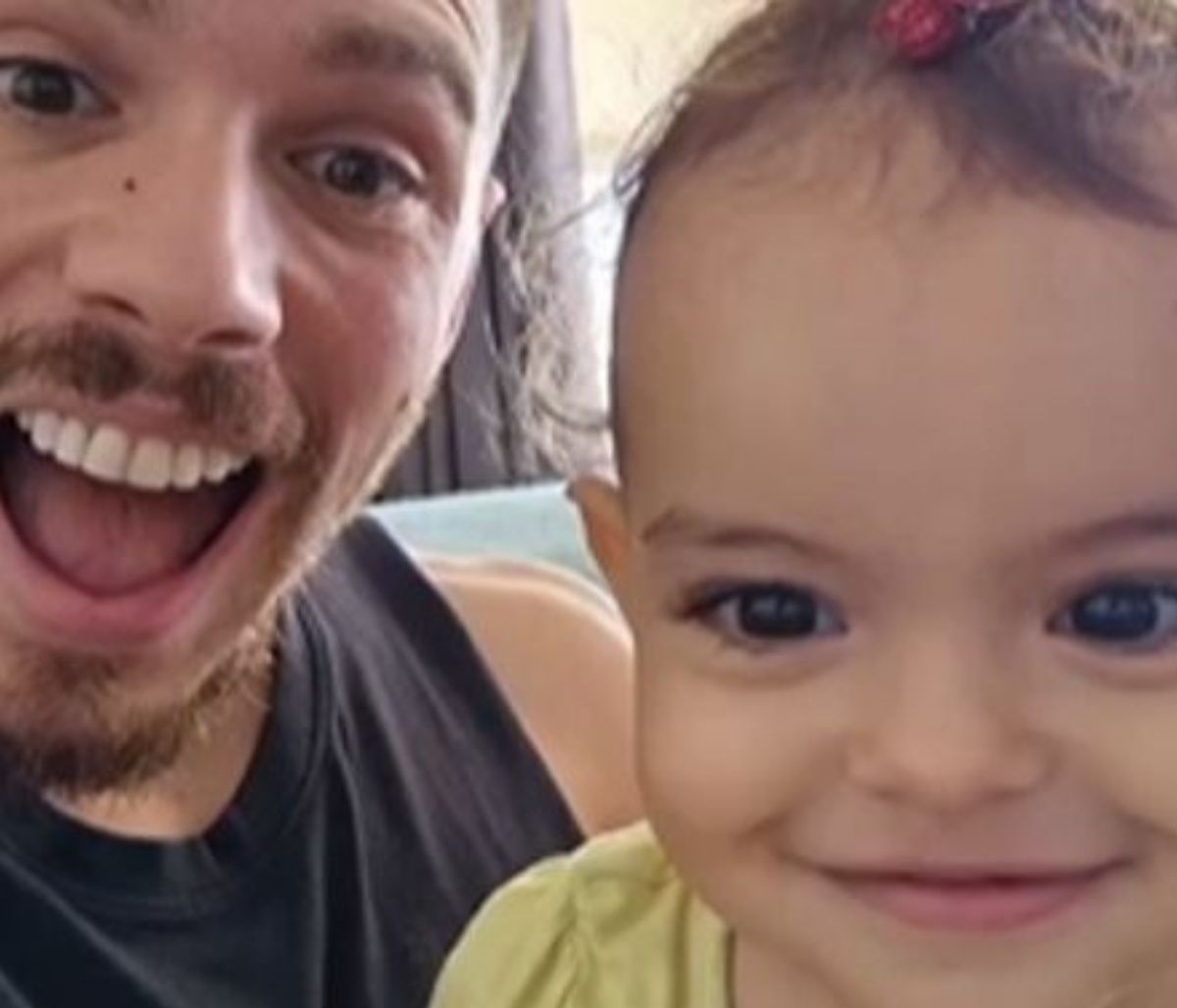 Λευτέρης Πετρούνιας: Η χιουμοριστική ανάρτηση με τη Λένια