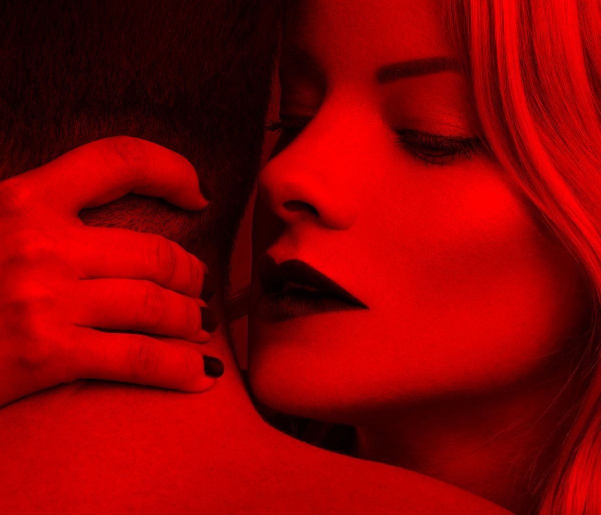 Η φράση που θα πεις με βάση το ζώδιό του και θα τον δεις να «λιώνει»