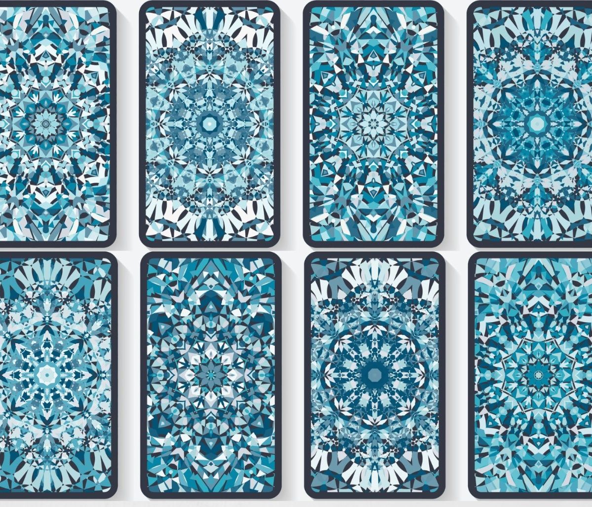 Άνοιξε μια κάρτα και μάθε τι θα σου συμβεί τους επόμενους τρεις μήνες!