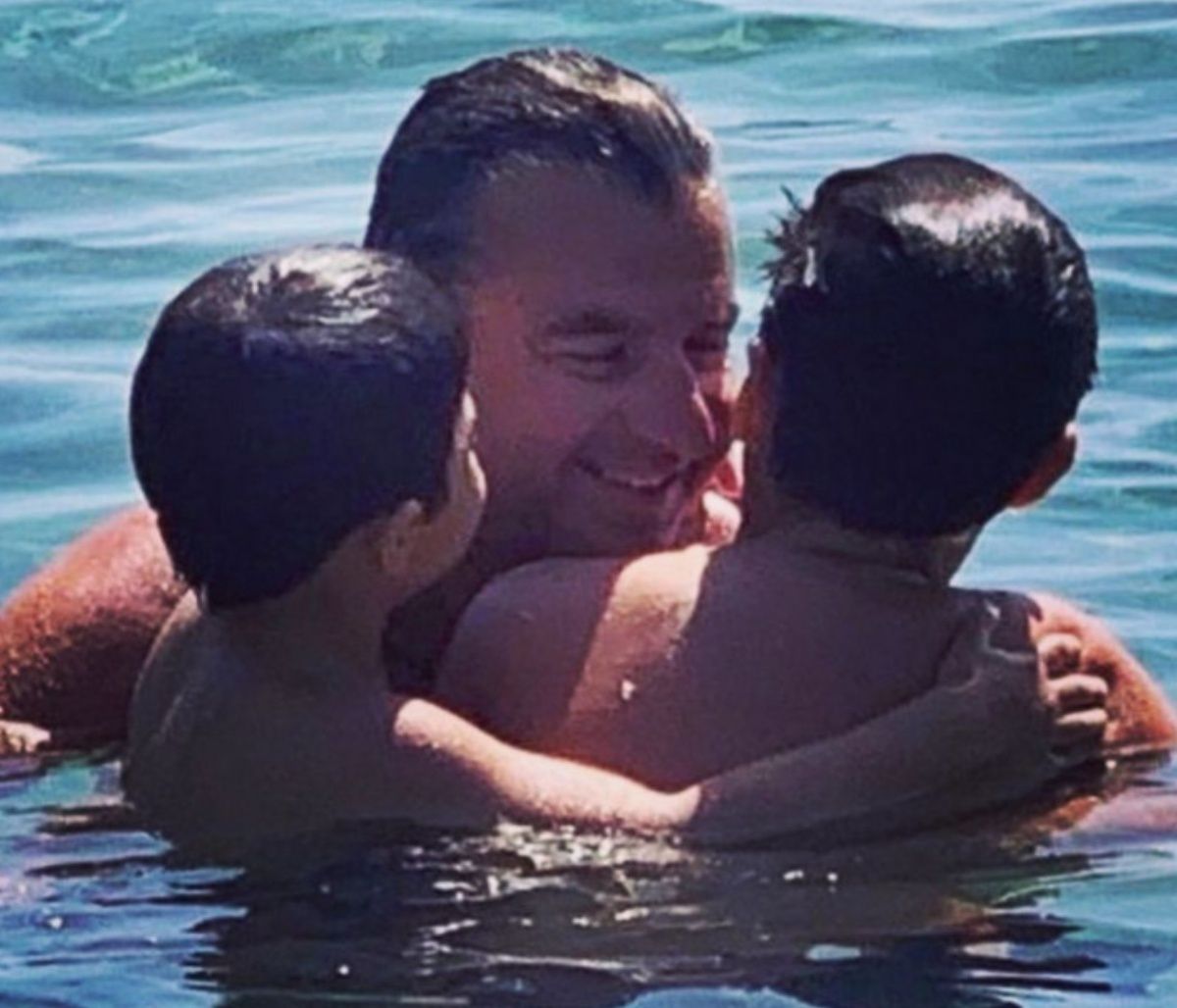 Λιάγκας: Ο γιος του, Γιάννης, κοντεύει να τον φτάσει σε ύψος!