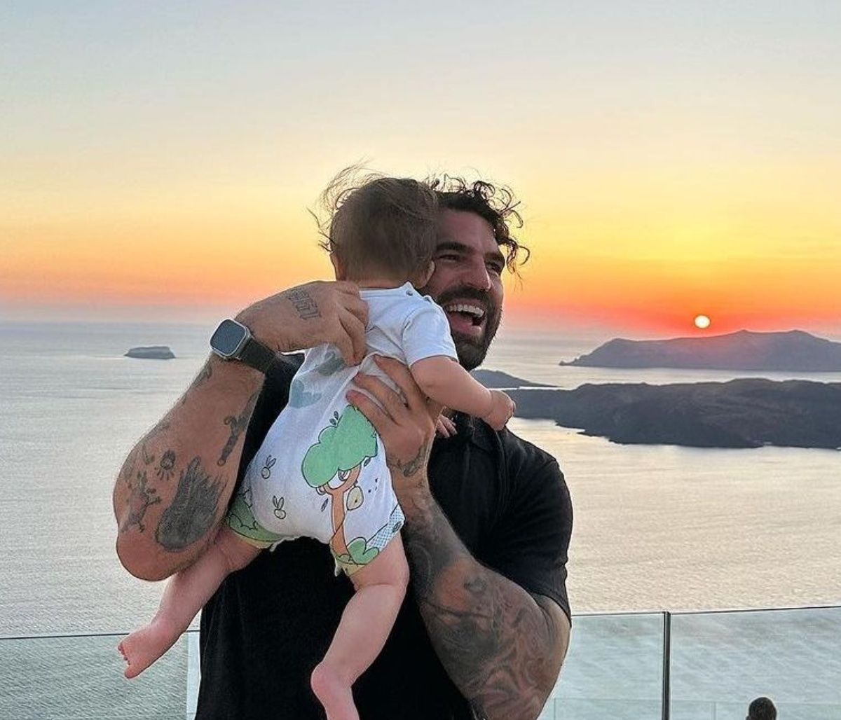 Αλεξάνδρου: Fashion icon και με hair style από κούνια ο γιος του