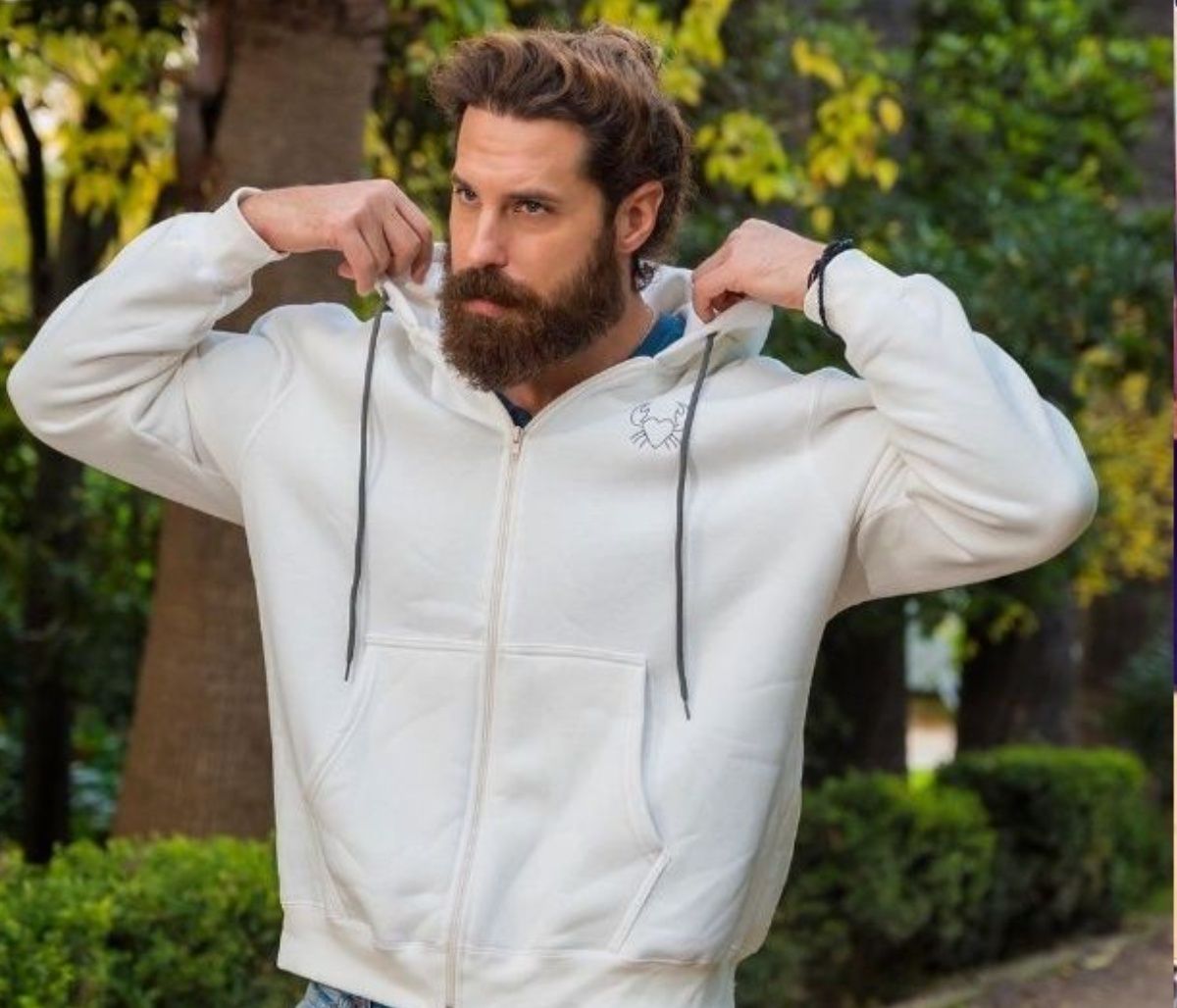 Αγνώριστος ο Νάσος Παπαργυρόπουλος - Η νέα εικόνα του