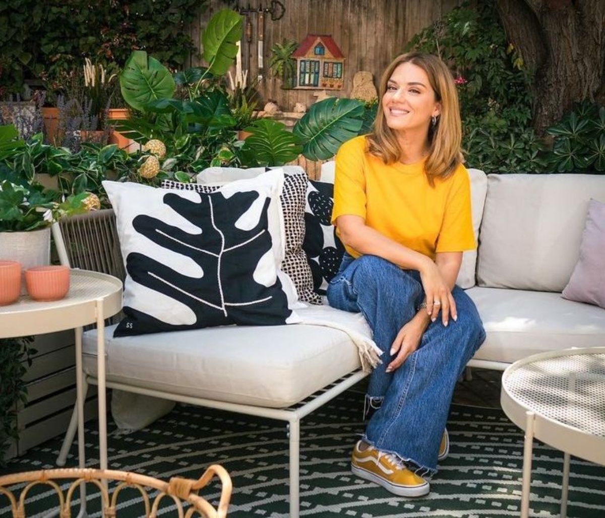 Βάσω Λασκαράκη: Δεν μοιάζει καθόλου με τον αδελφό της, Ντέμη