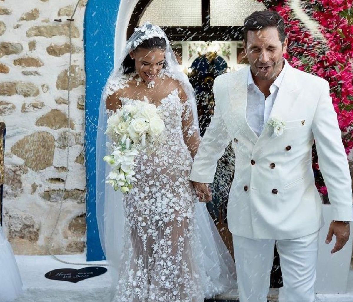 «Υπέροχη γυναίκα μου», γράφει ο Ευθύμης Ζησάκης μετά τον γάμο του