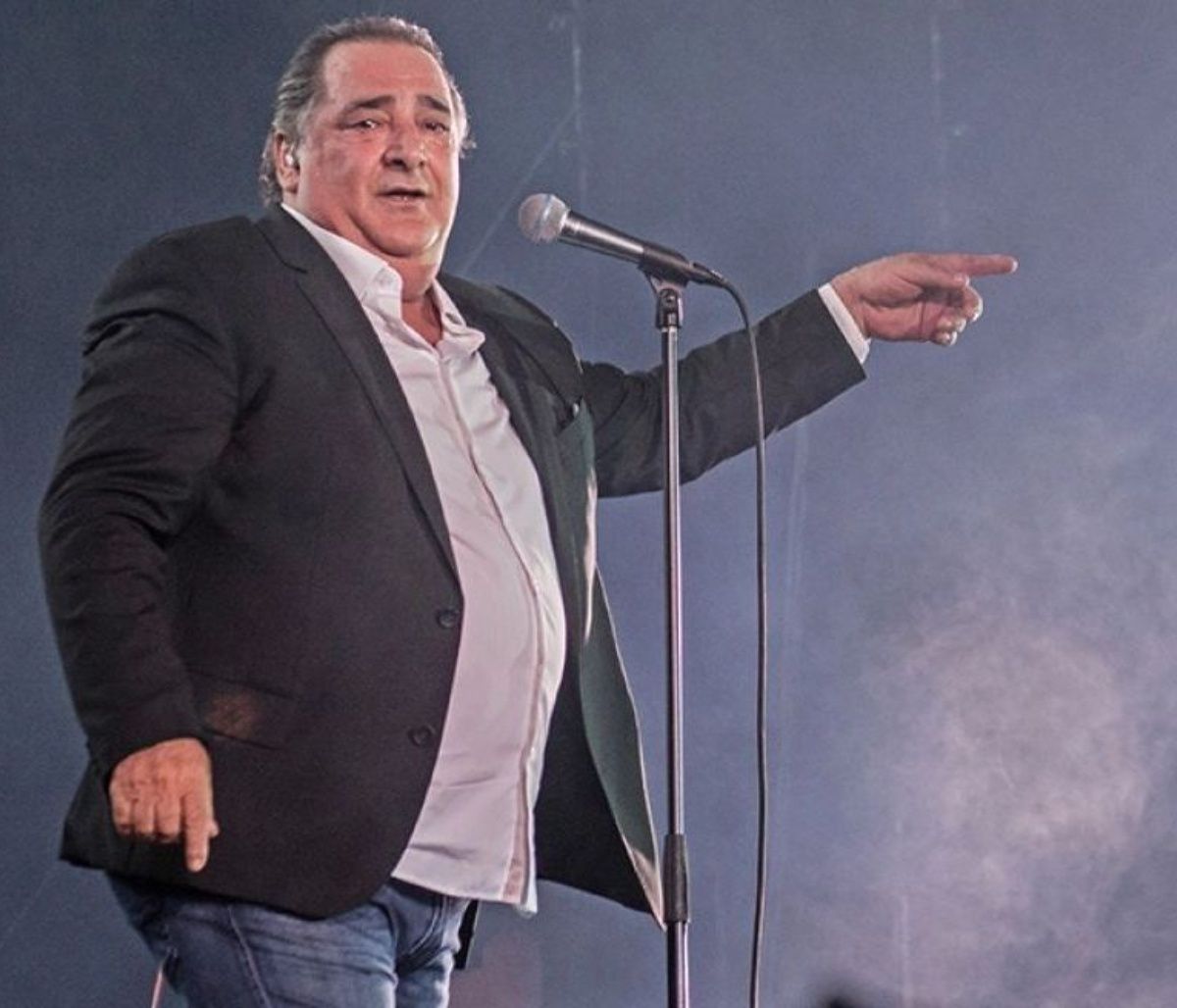 Βασίλης Καρράς: Μπήκε ξανά στο νοσοκομείο