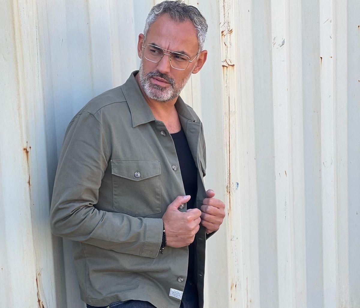 5 λάθη που έχει κάνει ο Νίκος Συρίγος με την έφηβη κόρη του