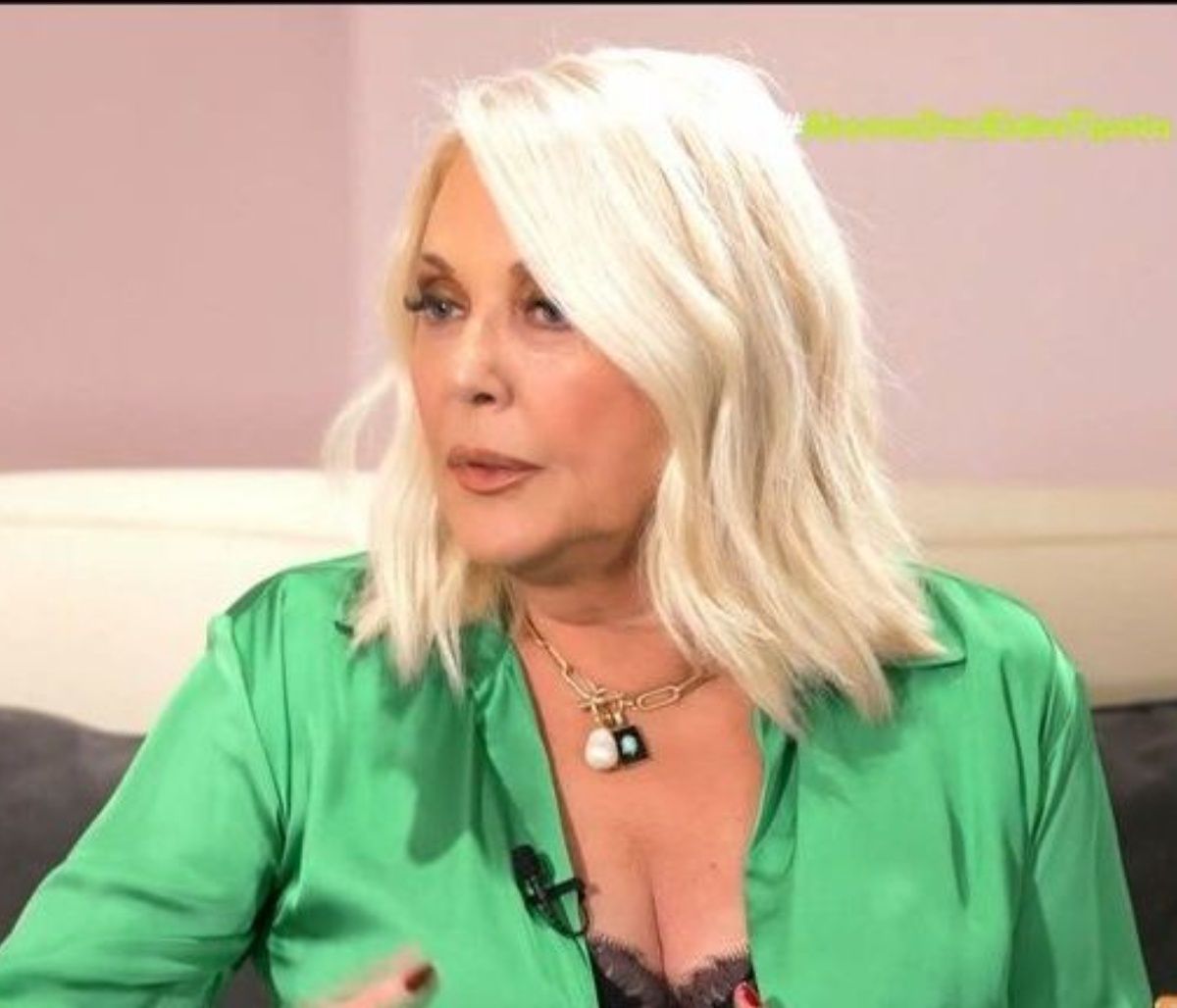 Κορομηλά: Το «ξύλο» από τον Τύπο και η σχέση που δεν μάθαμε ποτέ