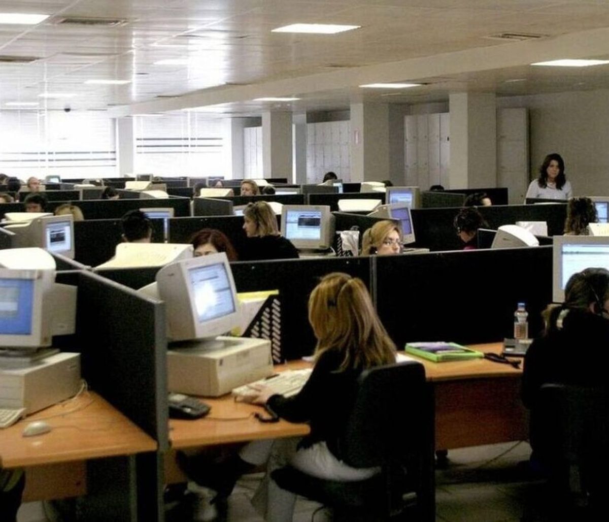 Τριπλή αύξηση θα δουν στους μισθούς τους οι δημόσιοι υπάλληλοι