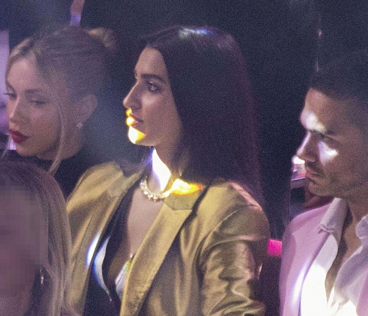 Βραδινή έξοδος για Μάστορα-Καληφώνη! Και στη μέση... η Αναστασία!