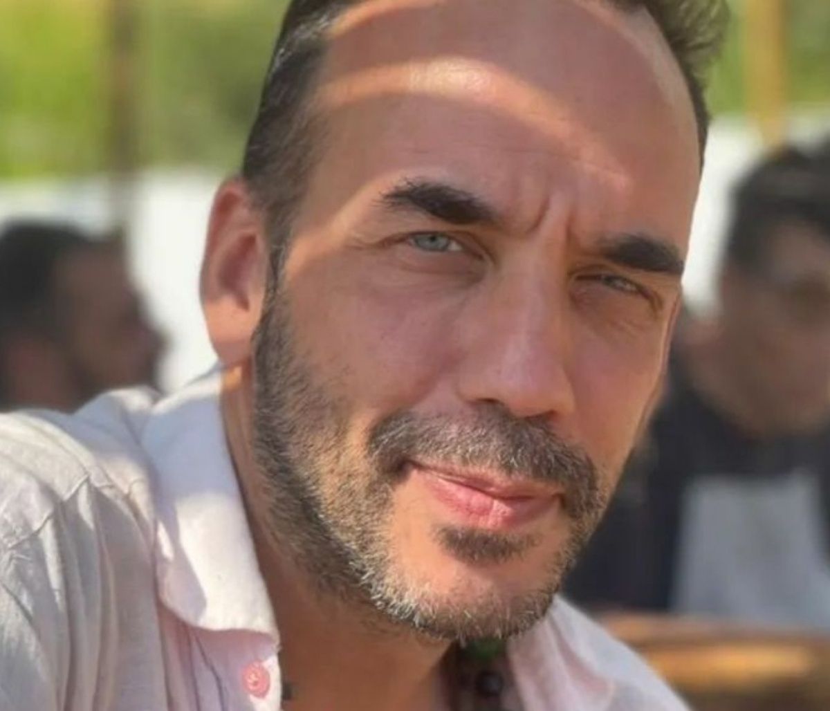 Μουζουράκης: Μας δείχνει για πρώτη φορά το δωμάτιο της κόρης του